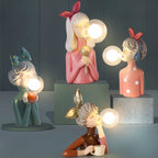 Figuren Tischlampe – Künstlerisches Mädchendesign | Dekorative Innenbeleuchtung