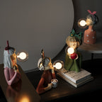 Figuren Tischlampe – Künstlerisches Mädchendesign | Dekorative Innenbeleuchtung