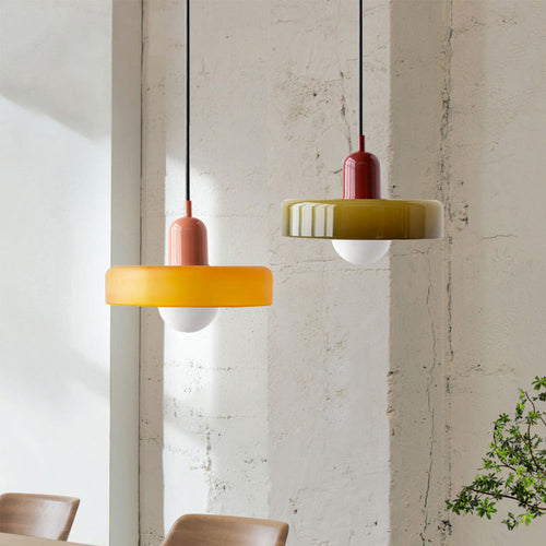 Bauhaus Pendelleuchte – Farbiges Glas Design | Moderne Deckenlampe