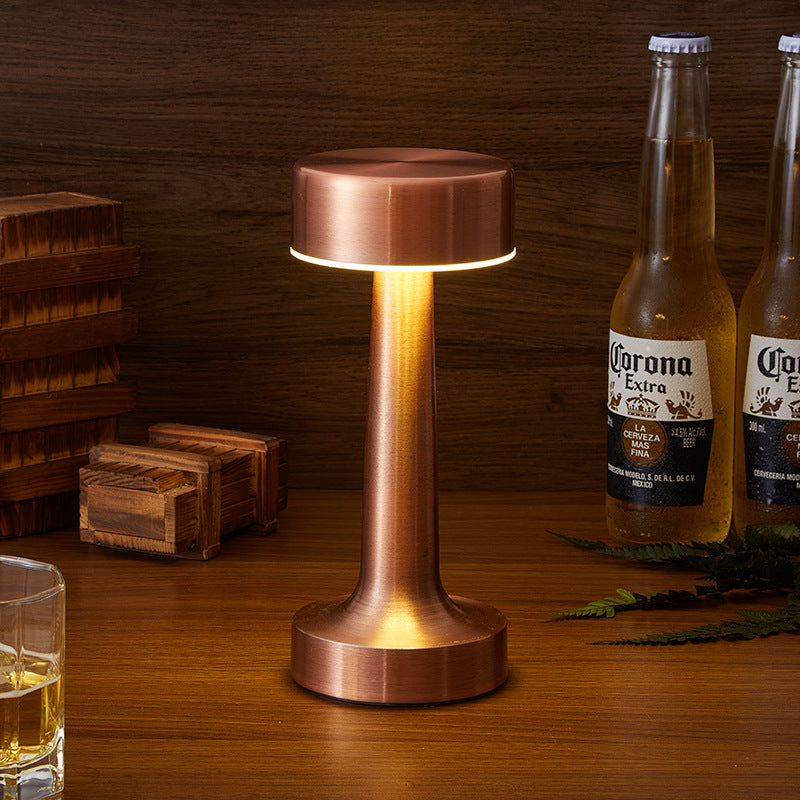 Elegante Dimmbar Tischlampe mit LED-Technologie – Ideal als Nachttischlampe oder Tischleuchte für Restaurant und Bar 2