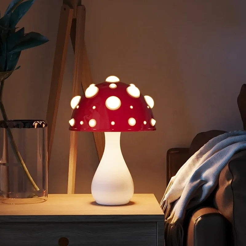 Elegante Tischleuchte im Amanita-Pilzdesign – Dimmbar, Kabellos oder Kabelgebunden, Ideal als Tischlampe für den Schreibtisch oder Nachttisch 4