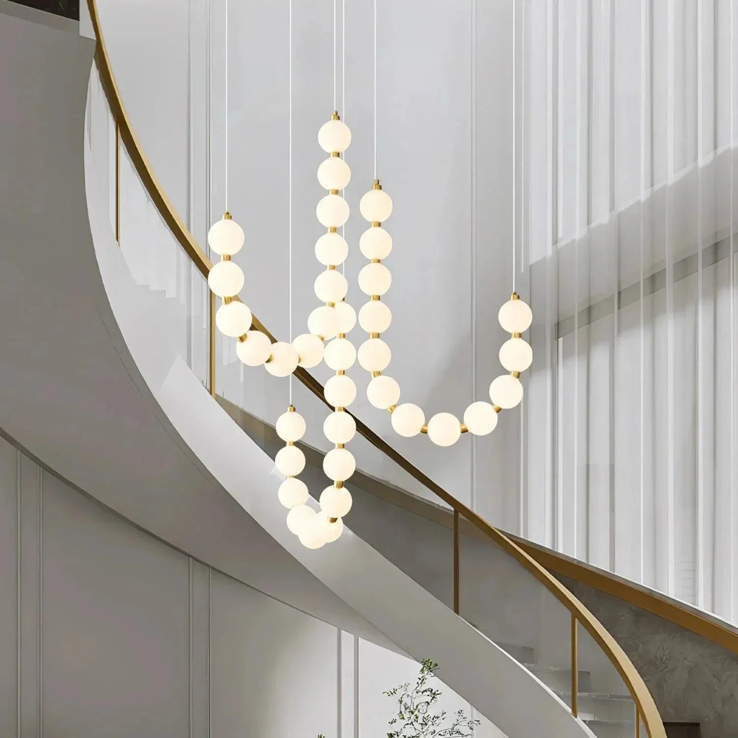 Eleganter Moderner Kronleuchter in Weiß mit Schmuckdesign für Essbereiche und Wohnräume – Verstellbare Hängelänge, inklusive Glühbirne 2