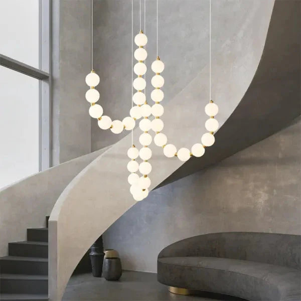 Eleganter Moderner Kronleuchter in Weiß mit Schmuckdesign für Essbereiche und Wohnräume – Verstellbare Hängelänge, inklusive Glühbirne 3