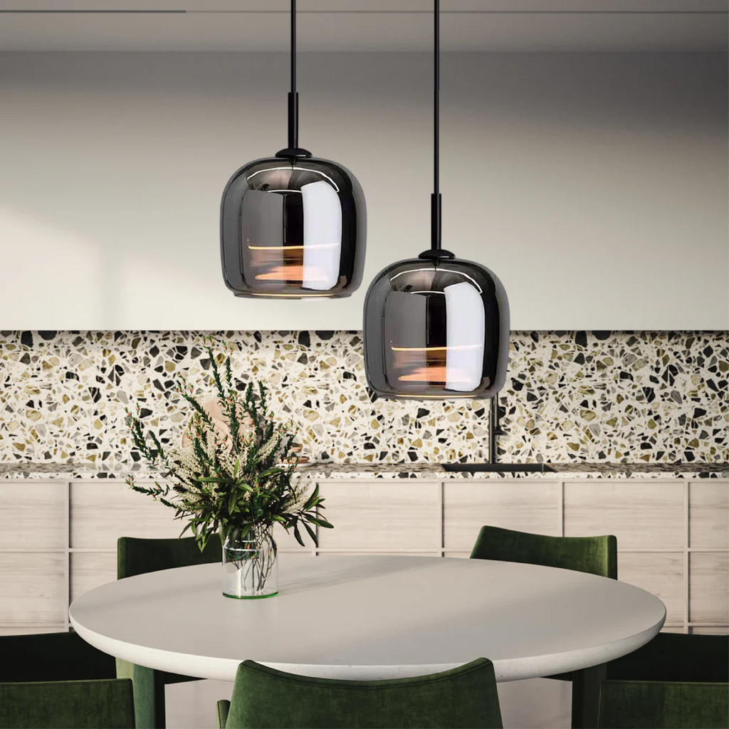 Moderne Pendelleuchte aus Schwarzglas – Elegante Hängelampe für Esstisch und stilvolle Einrichtungen, LED-Technologie 2