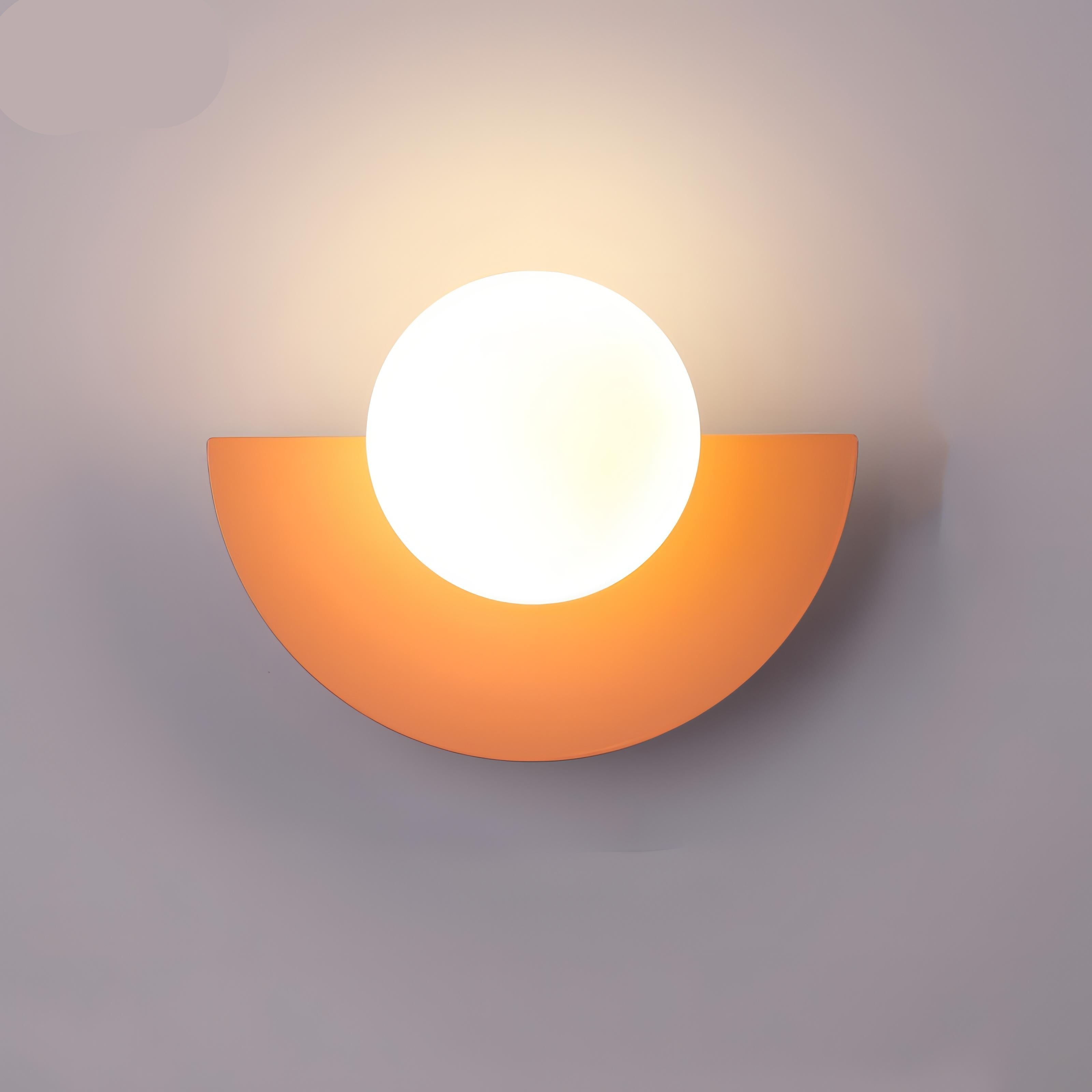 Nordische Wandleuchte Everest – Halbkreis Wandlampe aus Metall und PVC mit LED-Beleuchtung, 25x15cm, für Wohnräume 10