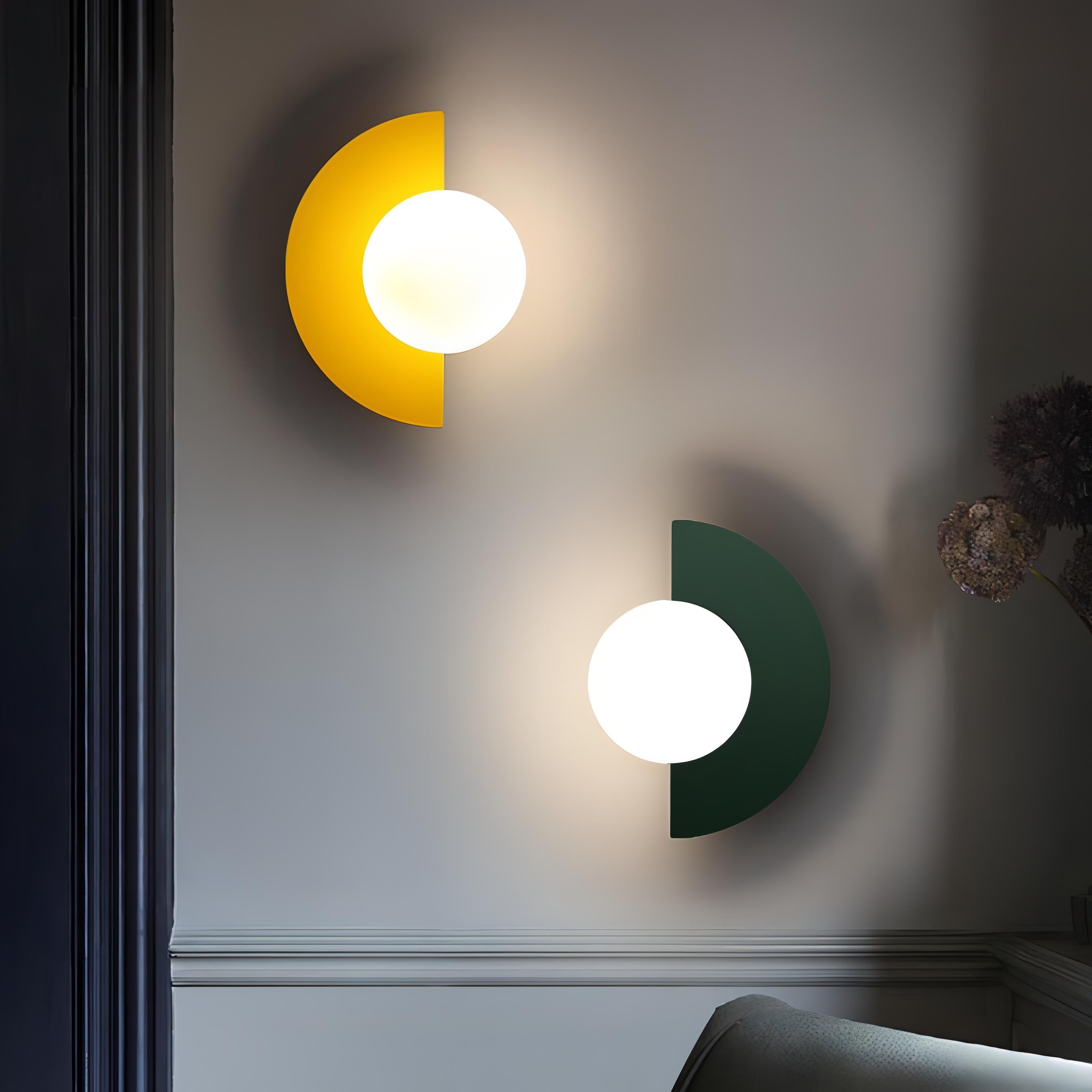 Nordische Wandleuchte Everest – Halbkreis Wandlampe aus Metall und PVC mit LED-Beleuchtung, 25x15cm, für Wohnräume 5