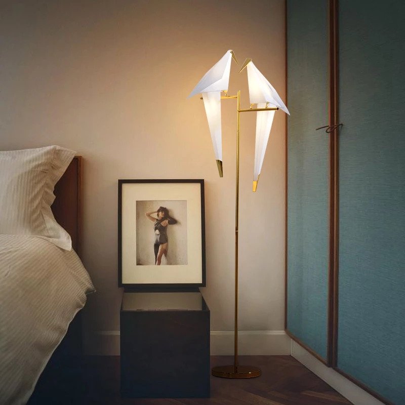 LED Vogellampe – Origami Design | Dekorative Tisch- & Stehleuchte
