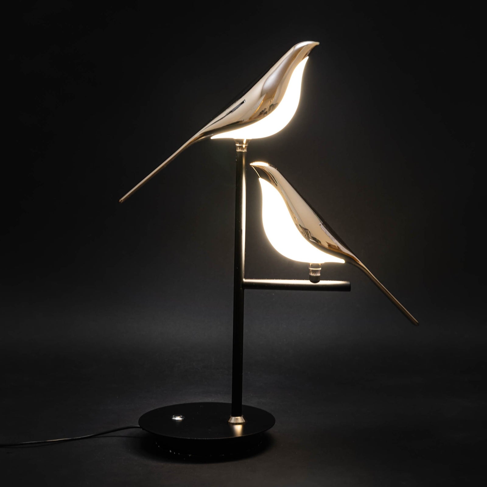 Postmoderne LED-Tischlampe im Vogel-Design – Elegante Nachttischlampe für Schlafzimmer und Wohnzimmer 3