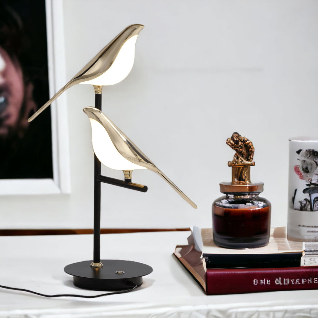 Postmoderne LED-Tischlampe im Vogel-Design – Elegante Nachttischlampe für Schlafzimmer und Wohnzimmer 4