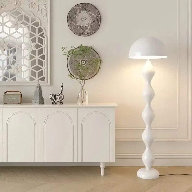Skandinavische Stehleuchte 150 cm – Minimalistische LED Stehlampe aus Metall für Wohn- und Schlafzimmer 2