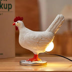 Skurrile Tischlampe Ohne Kabel - Humorvolle Hühnerdesign Tischleuchte Mit LED Beleuchtung 0