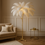 Straußenfeder Stehlampe – Elegante Designerleuchte | Luxus Innenbeleuchtung